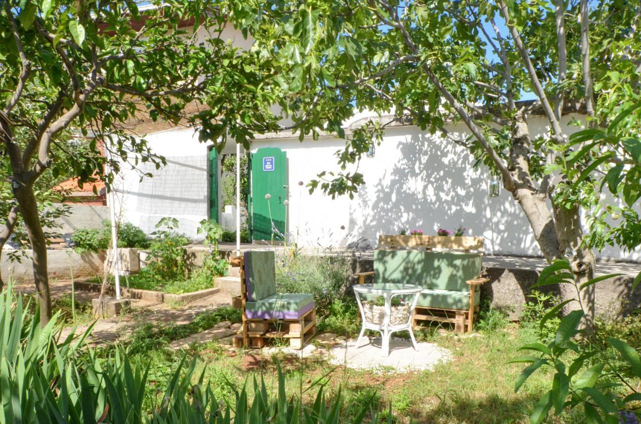 로고즈니차 Lavender Garden House 빌라 외부 사진