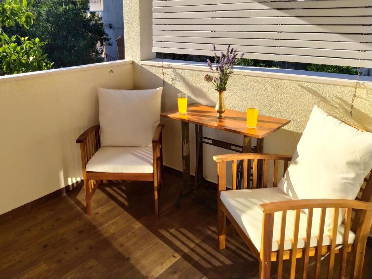 로고즈니차 Lavender Garden House 빌라 외부 사진